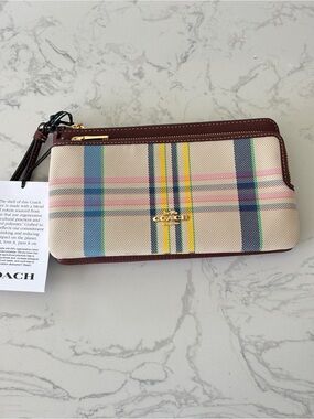 NWT Coach Double Zip Wallet/Wristlet in Plaid Canvas Style Number:CBO26